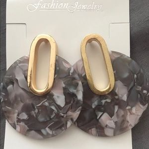 Never worn earrings - Grey/white/black with gold